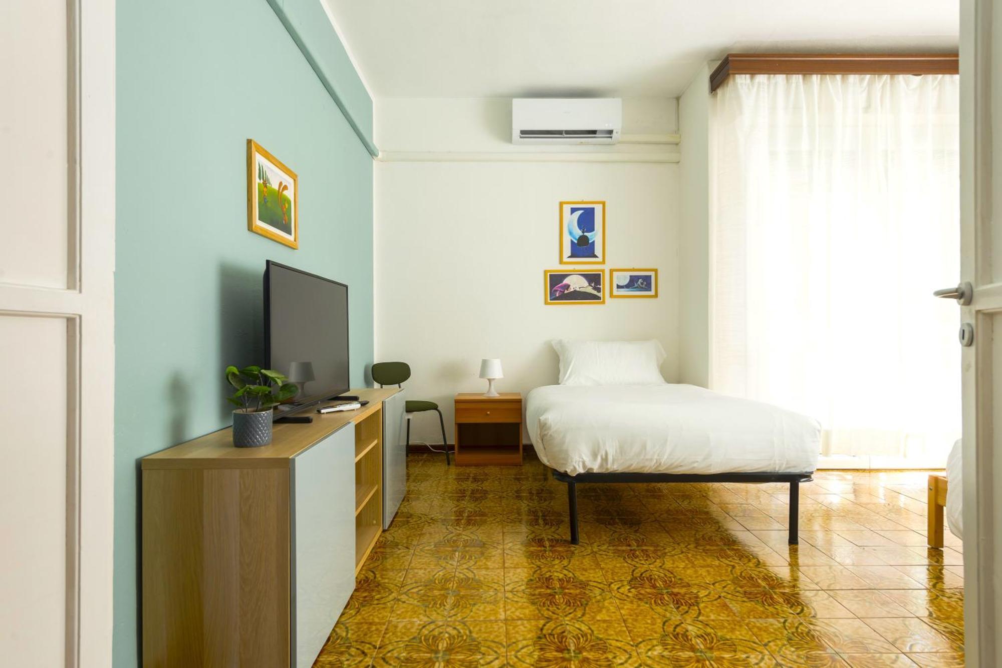 Hostly-Ai Due Passi Apartment Pisa Exterior photo