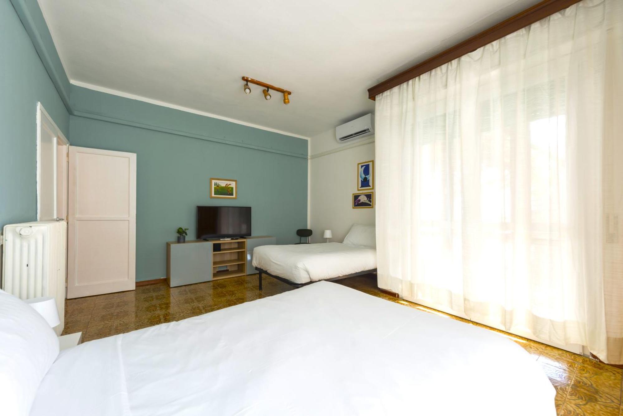 Hostly-Ai Due Passi Apartment Pisa Exterior photo